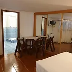 Casa Dos Santos - ג'רס