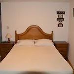 Casa Dos Santos - בית הארחה 3*