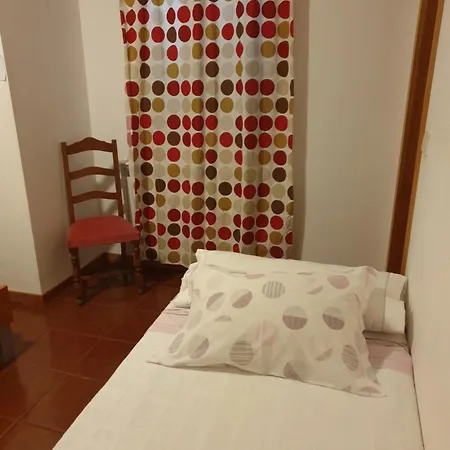 Konukevi Casa Dos Santos - 3*