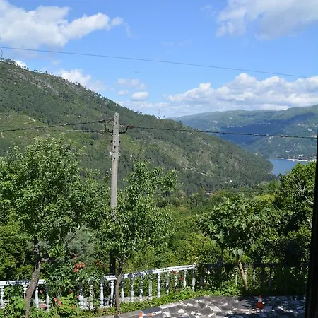 Πανσιόν Casa Dos Santos - 3*